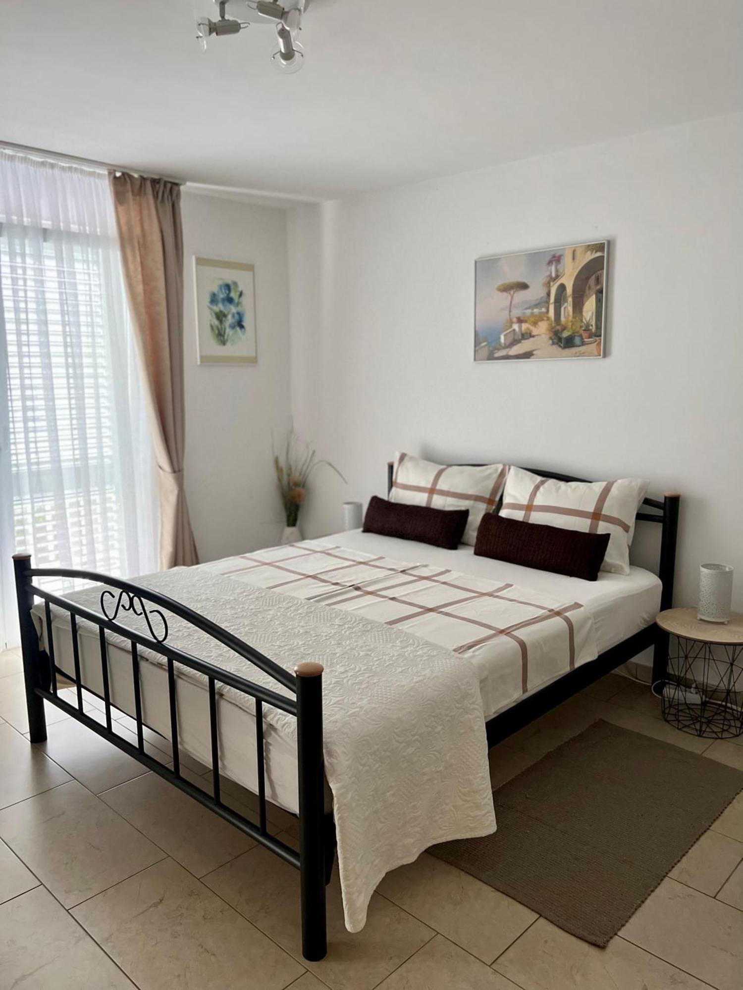 Apartmani Fortuna Lumbarda Exterior photo